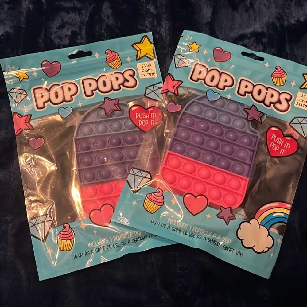 Set of 2, brand new pop its fidget toys